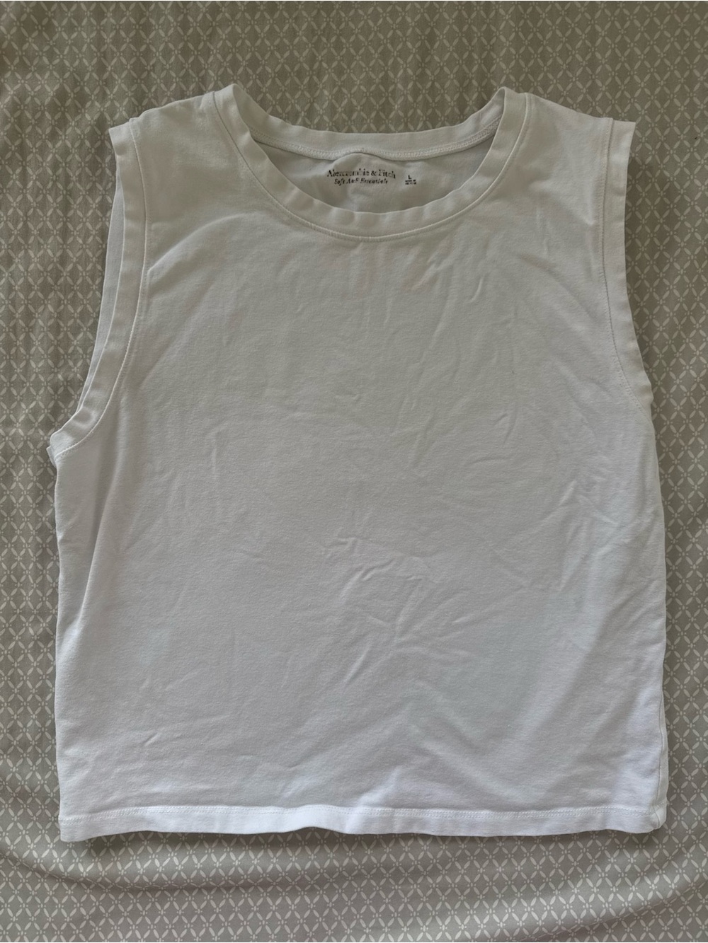 Abercrombie & Fitch White Soft A&F Essentials Muscle Tank Top Size Large